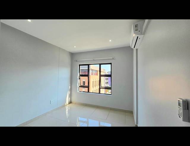 2 BEDROOM APARTMENT FOR SALE IN UMHLANGA RIDGE